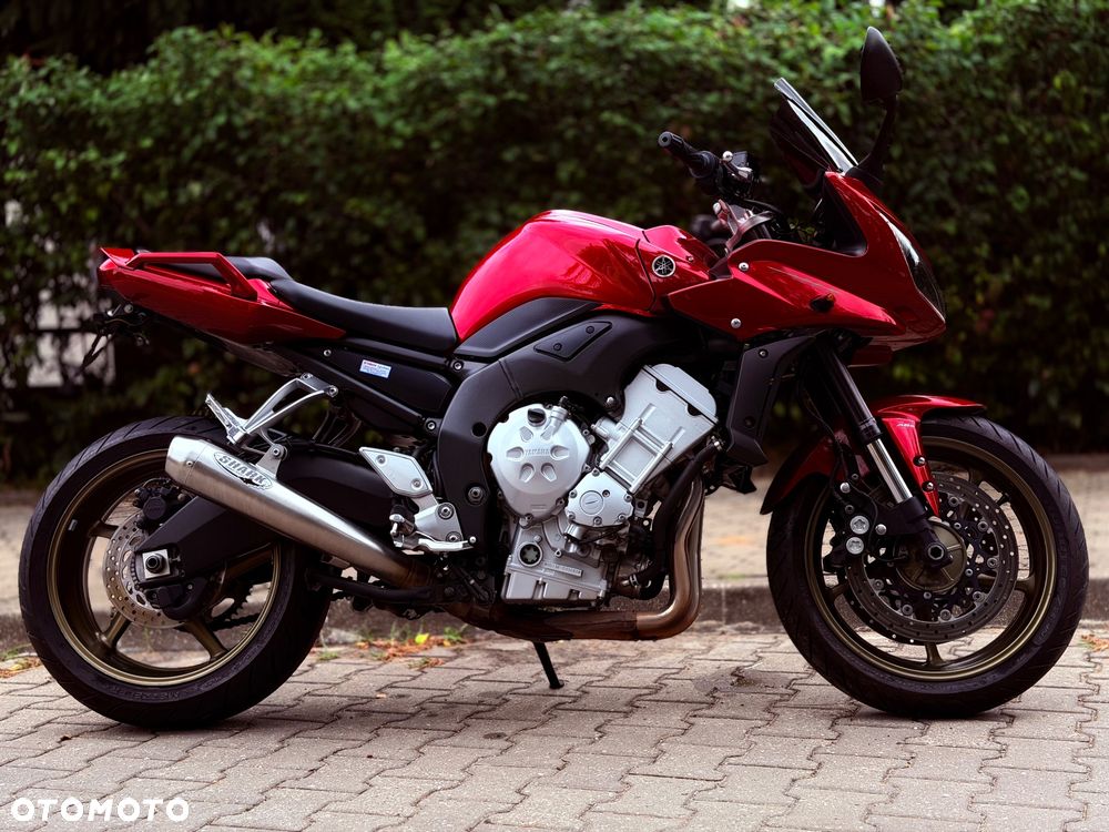Yamaha FZ - 2