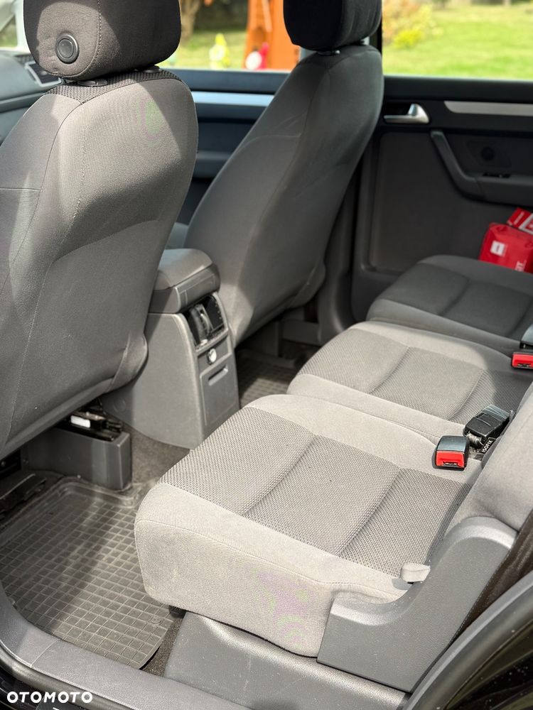 Volkswagen Touran 1.2 TSI BlueMot CityLine - 20