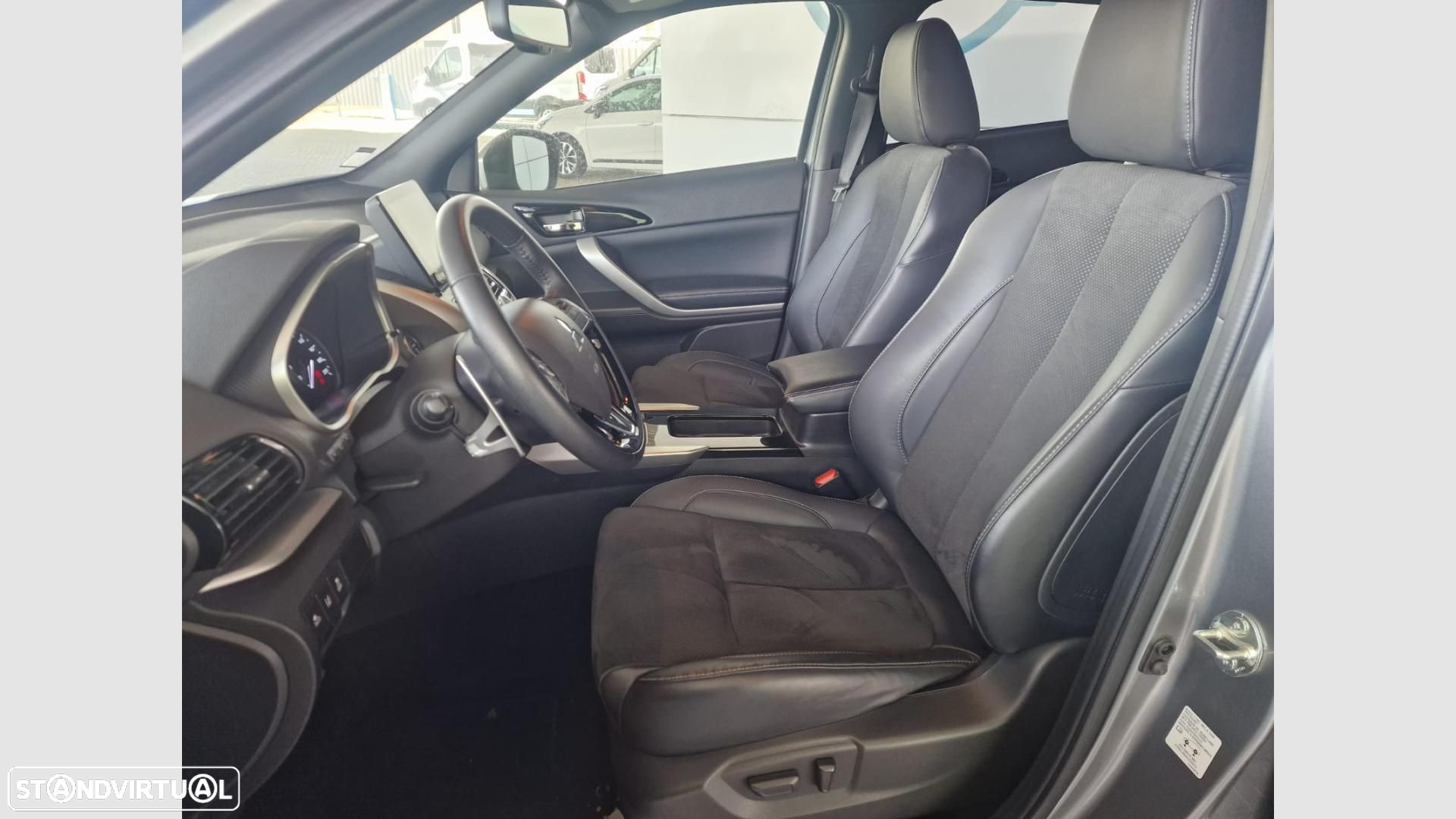 Mitsubishi Eclipse Cross - 19
