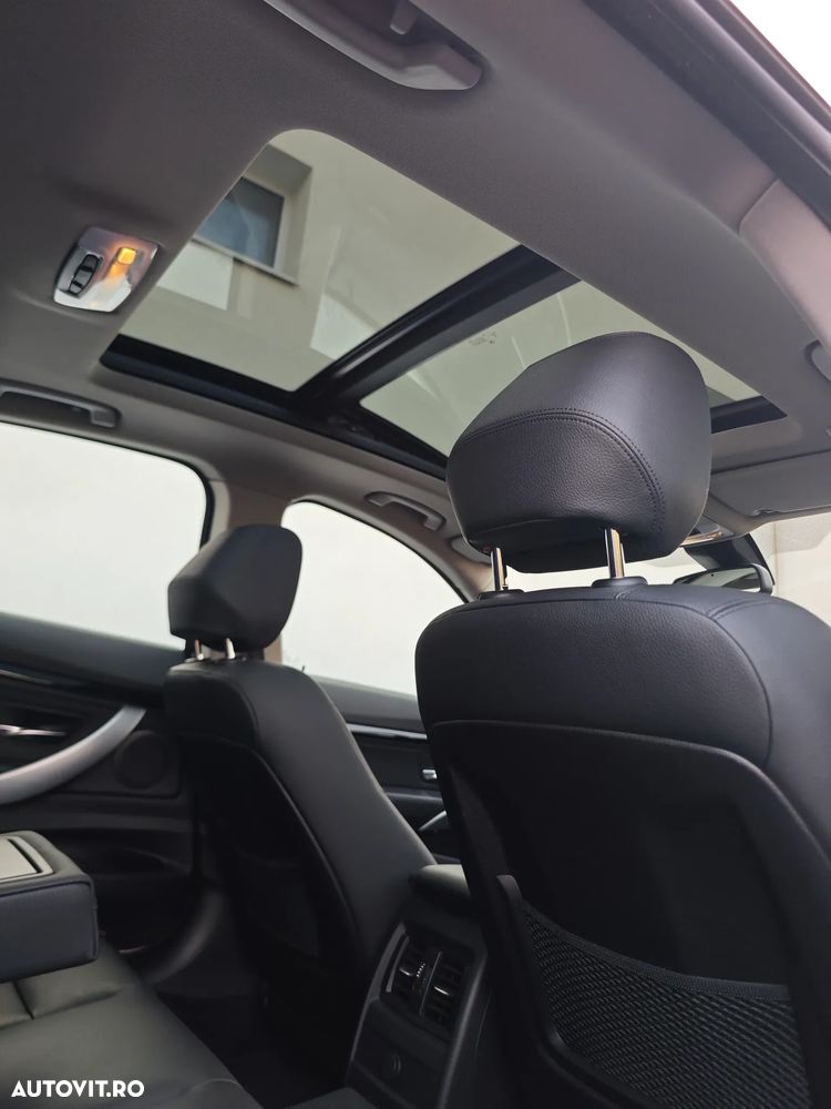 BMW Seria 3 320d Aut. - 11