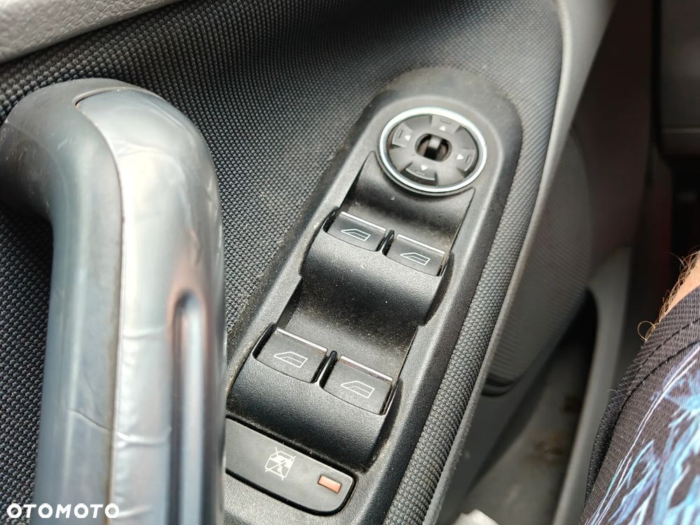 Ford S-Max 1.8 TDCi Silver X - 27