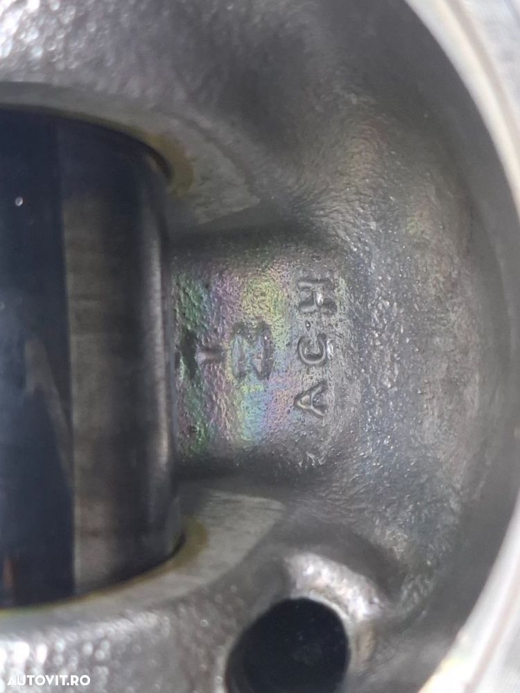 Piston motor VOLKSWAGEN TRANSPORTER VI Bus SGB, SGG, SGJ 2015 - 2020 2.0 TDI CXGA 04L107065A - 2