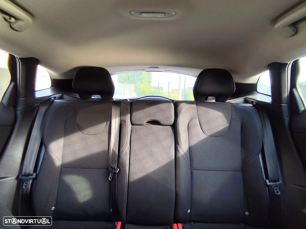Volvo V40 2.0 D2 Kinetic Eco - 9