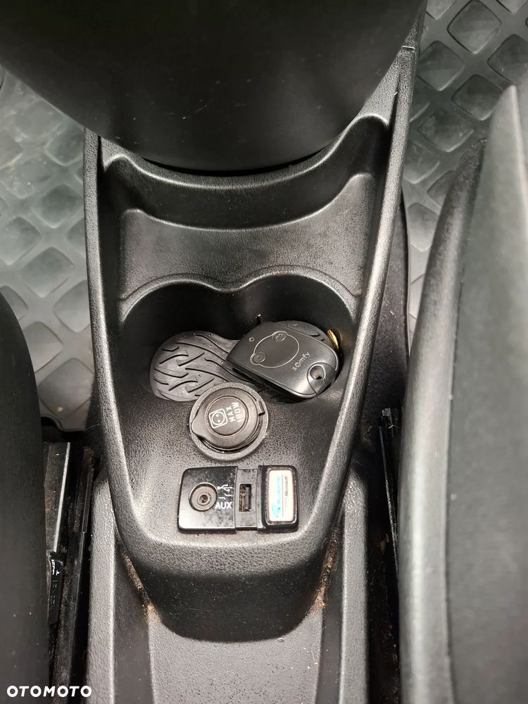 Lancia Ypsilon Y 1.2 8v Platinum - 31