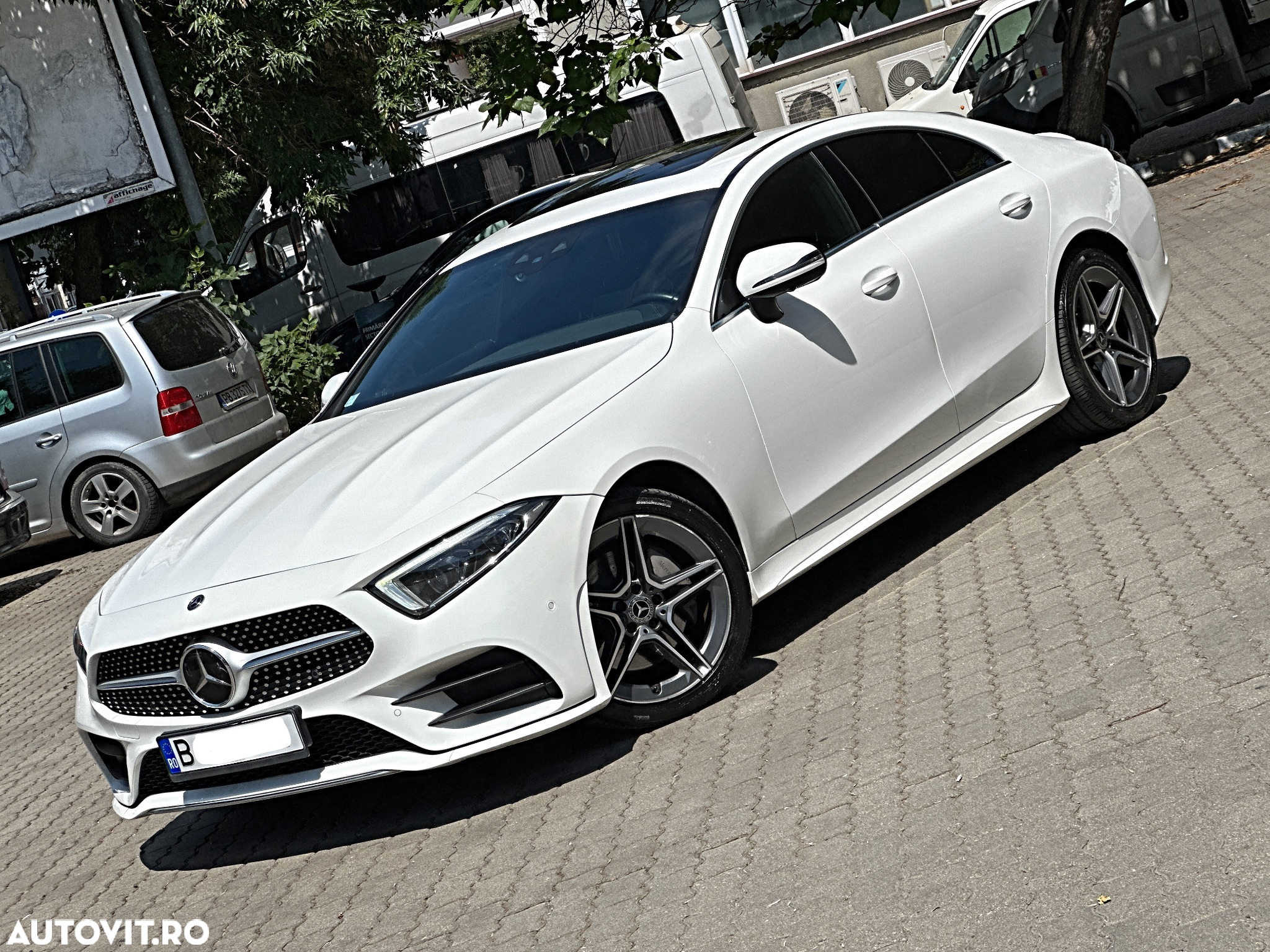 Mercedes-Benz CLS 300 d Aut - 2
