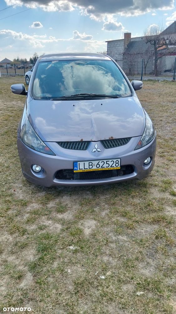 Mitsubishi Grandis - 4