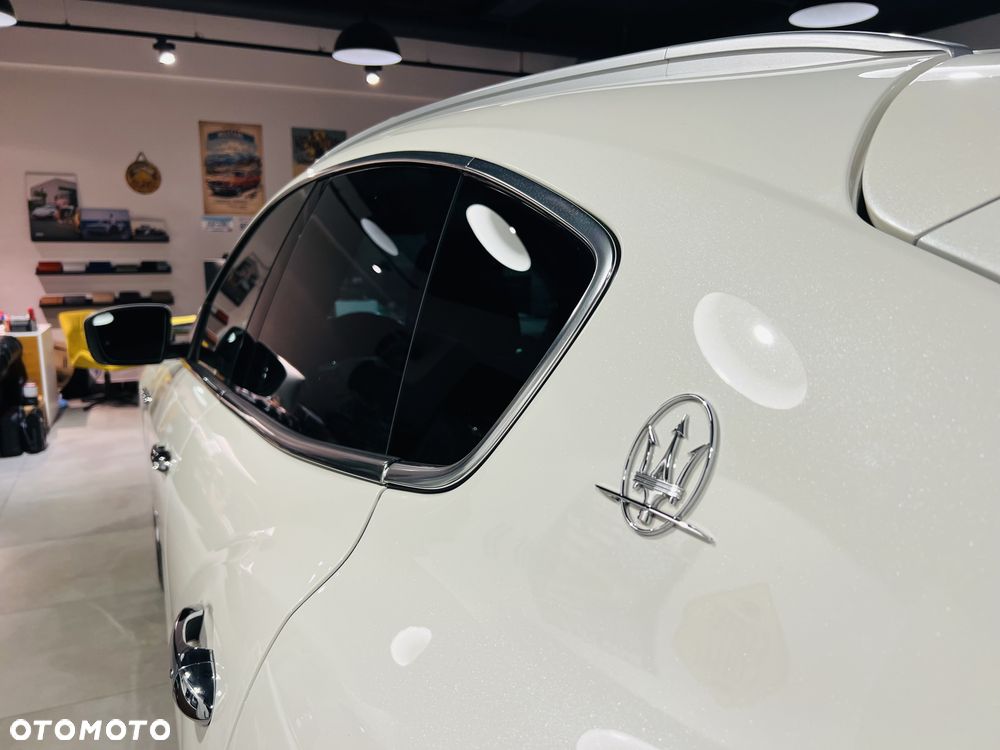 Maserati Levante S Granlusso - 27