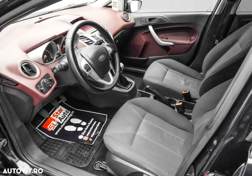 Ford Fiesta 1.4 TDCI Titanium - 11