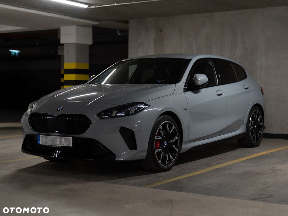 BMW Seria 1 120 mHEV - 12