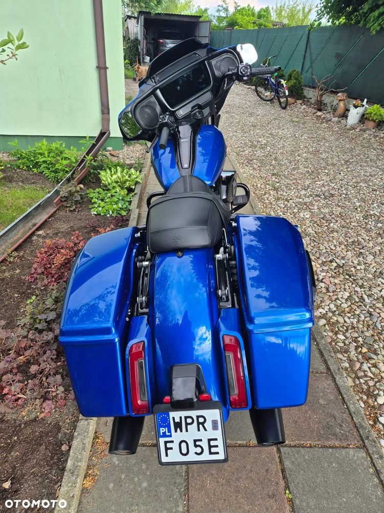 Harley-Davidson Touring Street Glide - 10