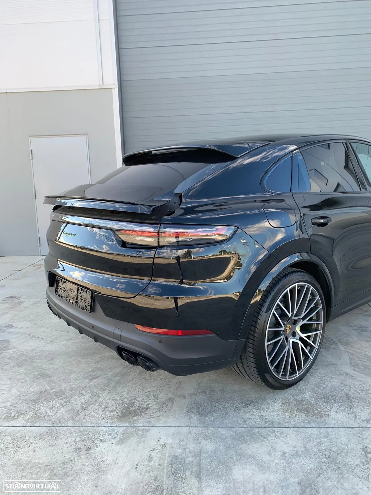 Porsche Cayenne Coupé E-Hybrid Platinum Edition - 18