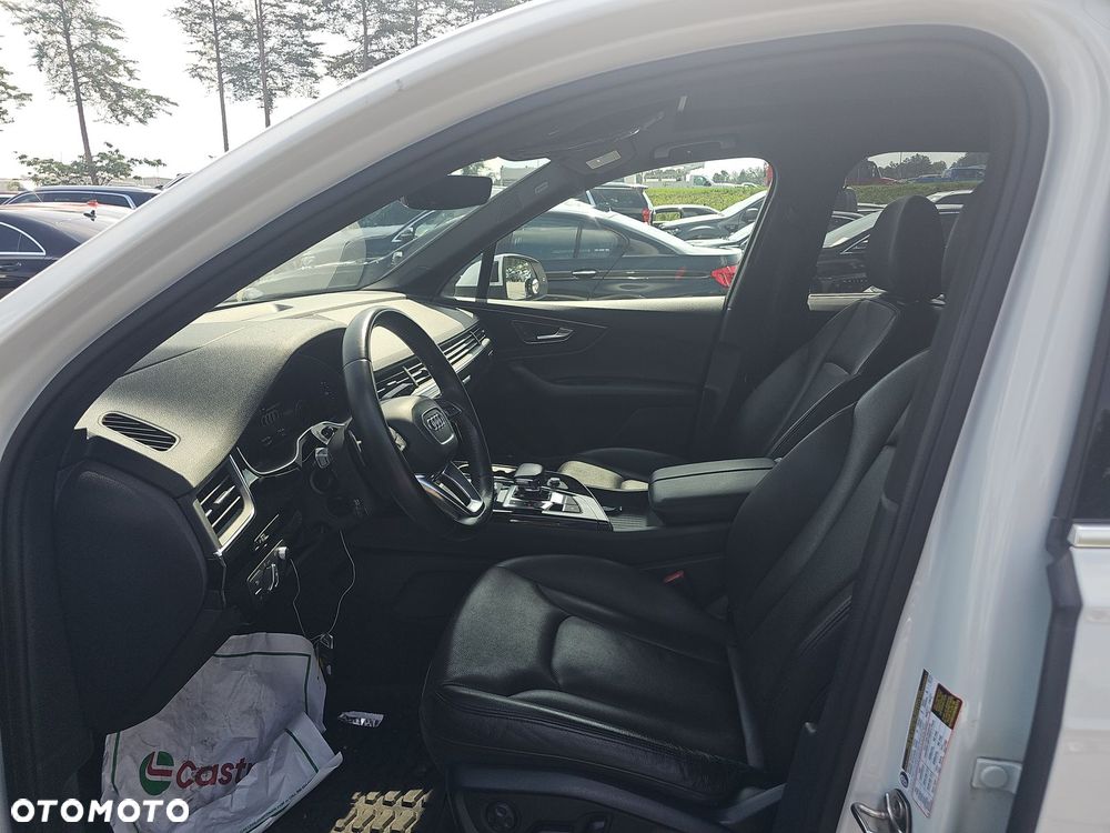 Audi Q7 - 8