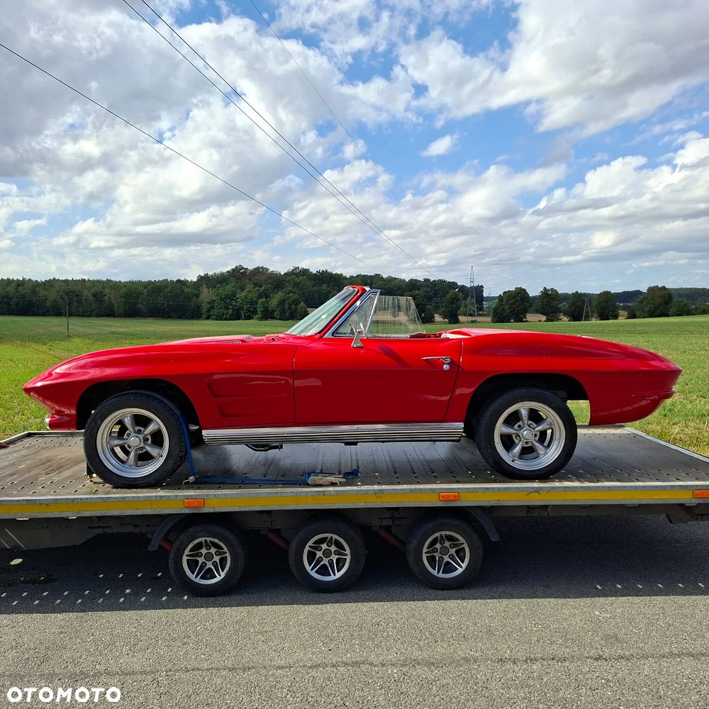 Chevrolet Corvette - 3