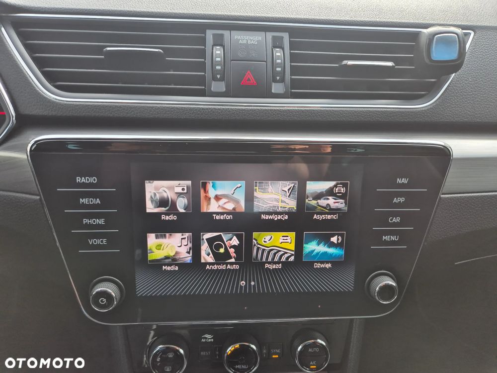 Skoda Superb 2.0 TDI SCR Style DSG - 18