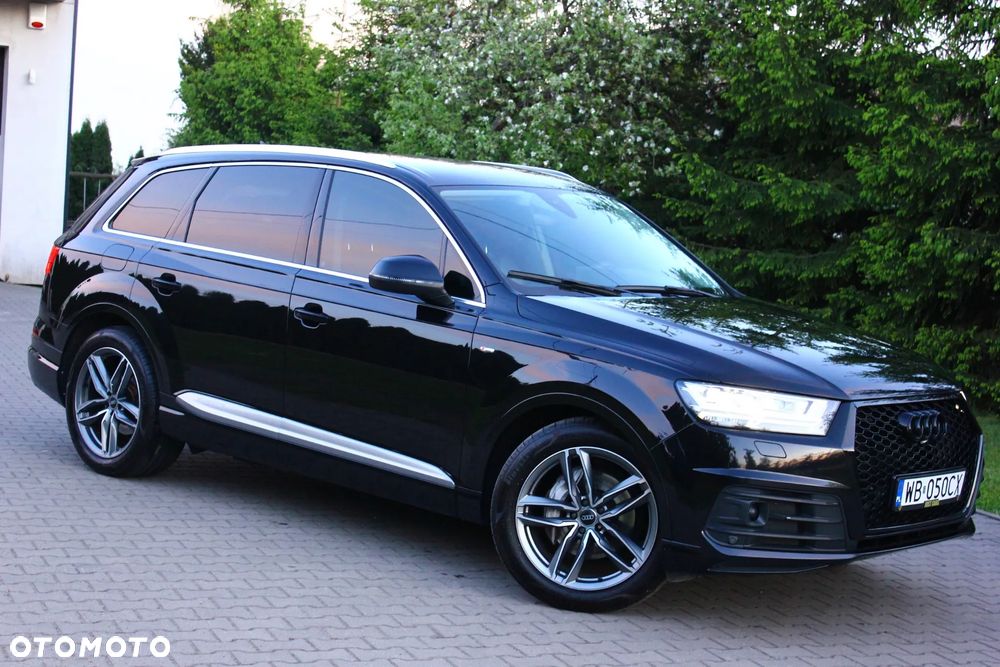 Audi Q7 - 1