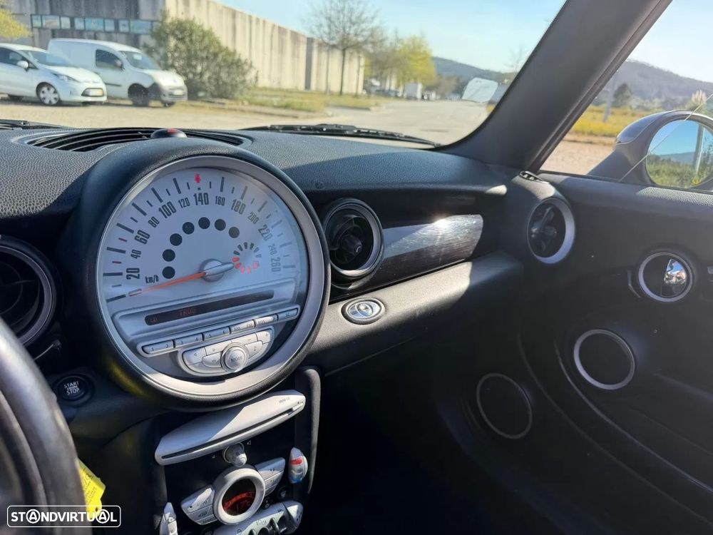 MINI Cabrio Cooper S - 15