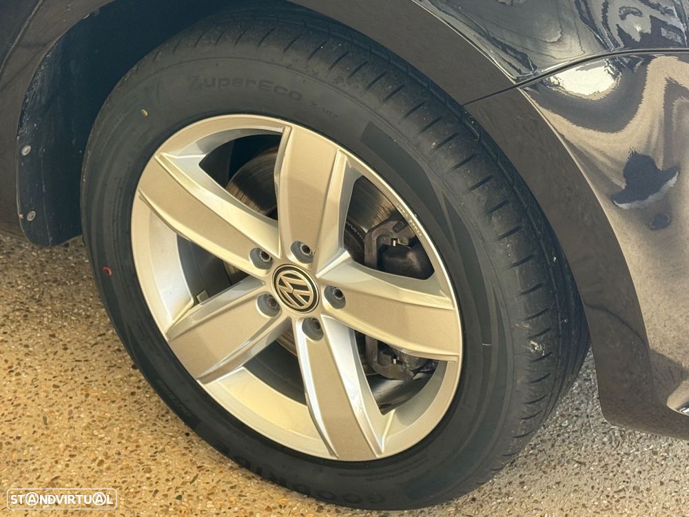 VW Sharan 2.0 TDi BlueMotion - 29