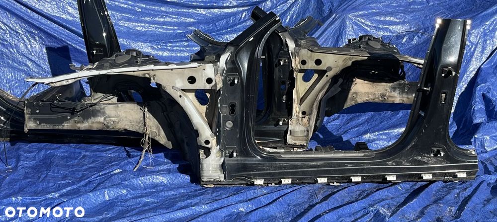 AUDI A6 C7 PODŁUŻNICA FARTUCH BOK ĆWIARTKA SŁUPEK A SŁUPEK B PRÓG ĆWIARTKA LEWA - 1