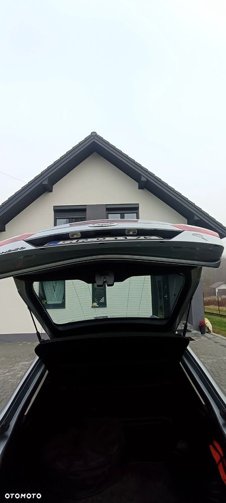 Ford Mondeo 2.0 Trend - 7