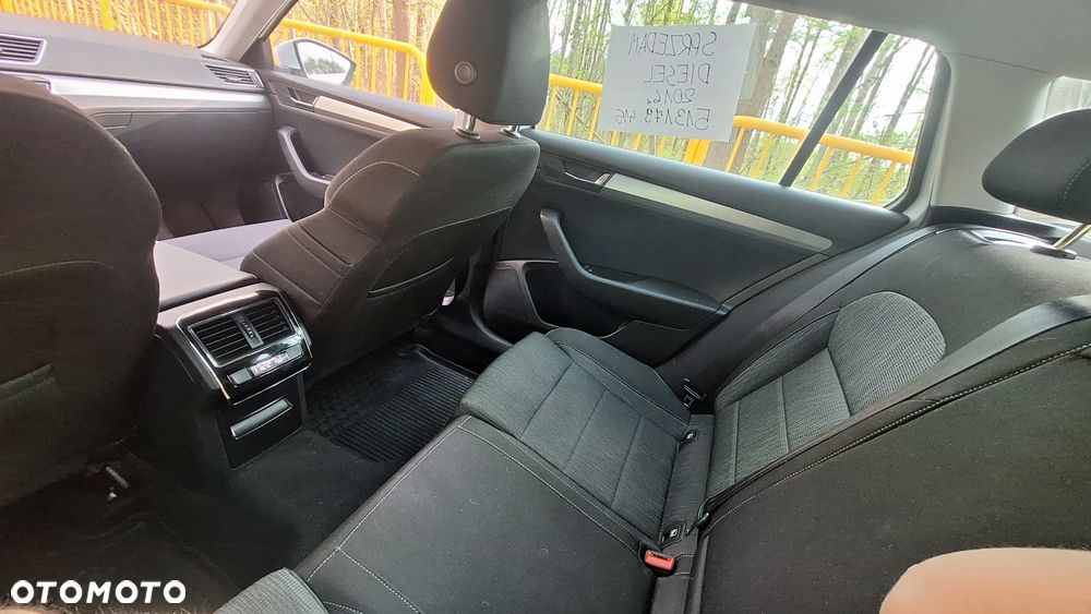 Skoda Superb 1.6 TDI Style - 16