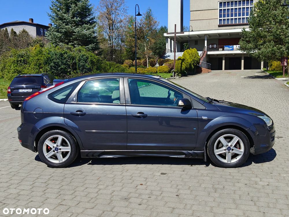 Ford Focus 1.6 TDCi Ambiente - 2