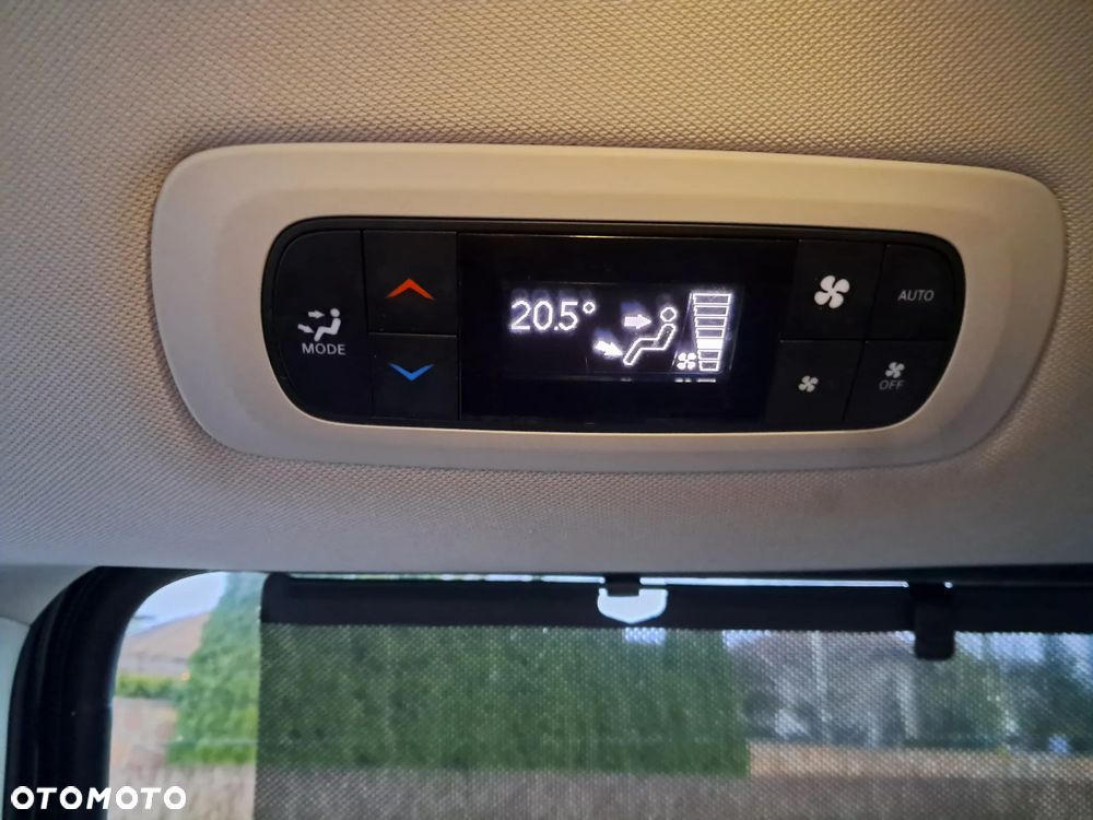 Chrysler Pacifica - 19