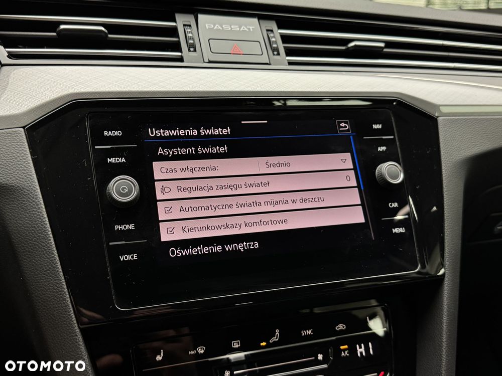 Volkswagen Passat Variant - 34