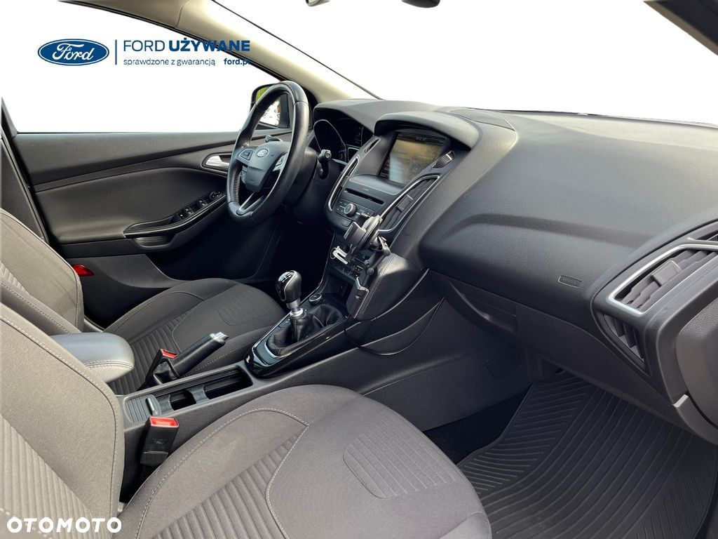 Ford Focus 1.5 EcoBoost Start-Stopp-System TITANIUM - 12