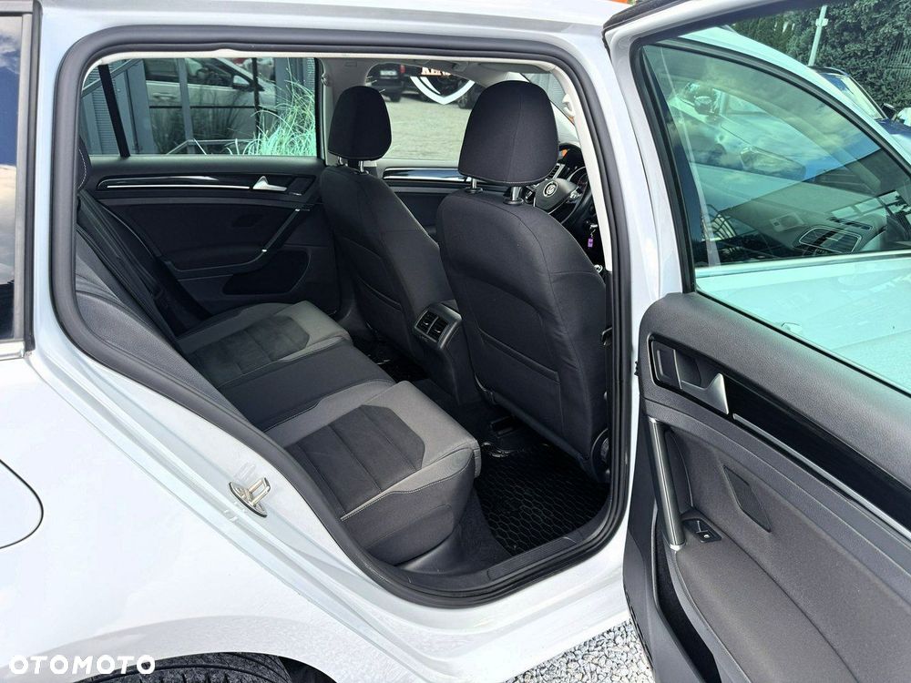 Volkswagen Golf VII 1.6 TDI BMT Highline - 31