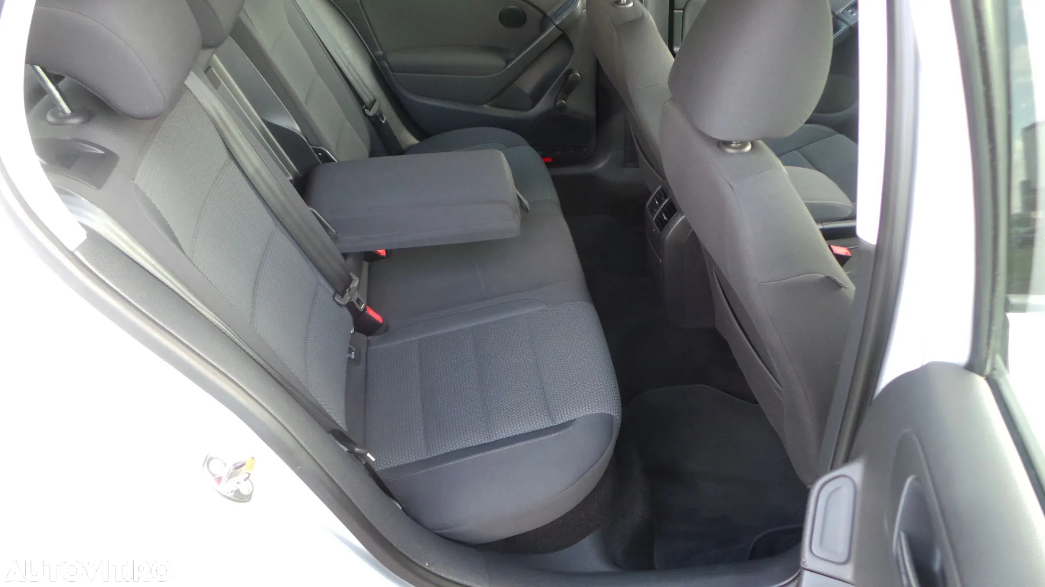Volkswagen Golf 1.4 TSI DSG Comfortline - 7