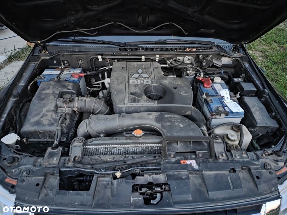 Mitsubishi Pajero - 18