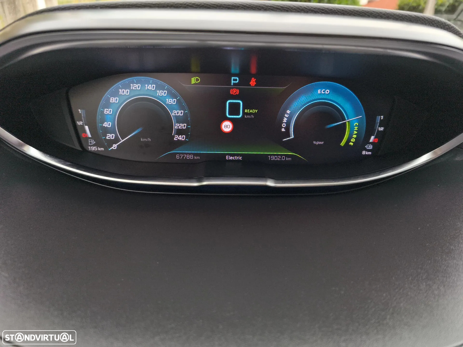 Peugeot 3008 1.6 Hybrid Allure e-EAT8 - 17