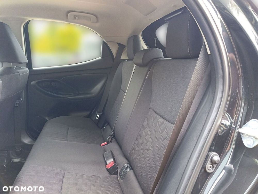 Toyota Yaris Hybrid 1.5 Style - 17