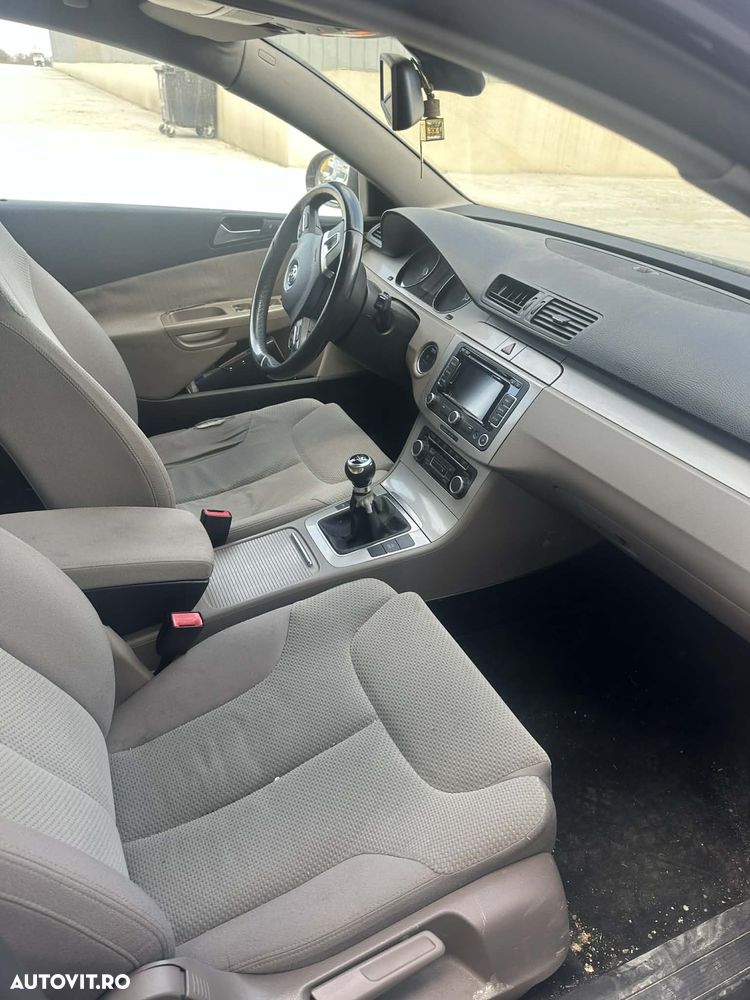 Volkswagen Passat 1.6TDI BlueMotion Tehnology Comfortline - 7