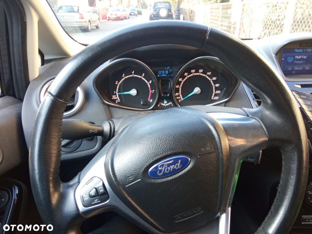 Ford Fiesta 1.0 EcoBoost Titanium - 8