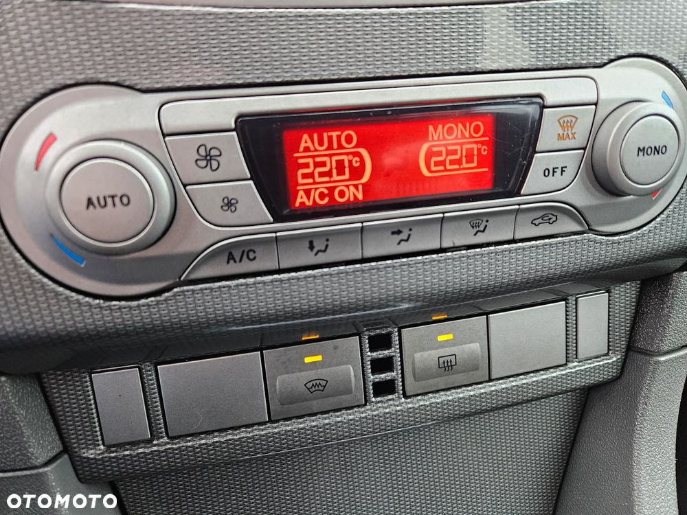 Ford Focus 1.8 Titanium - 34