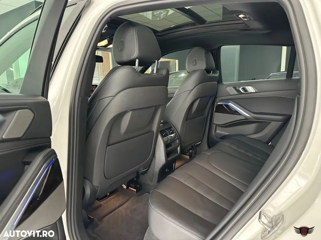 BMW X6 xDrive30d - 14