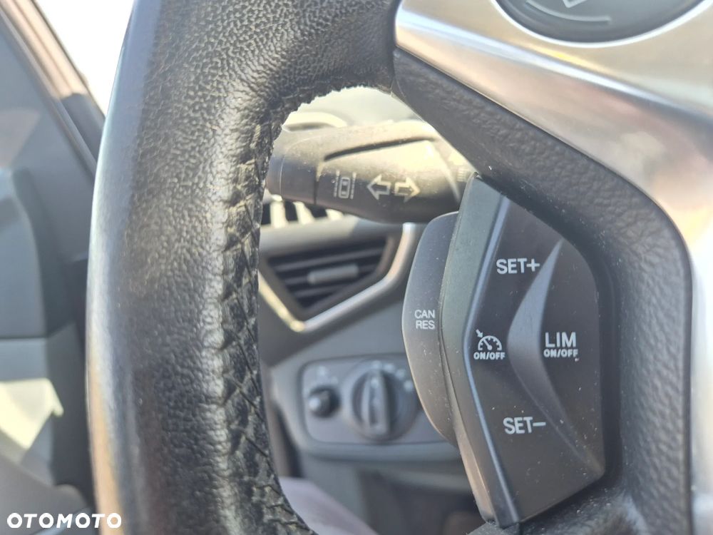 Ford C-MAX 1.6 TDCi Start-Stop-System Titanium - 21