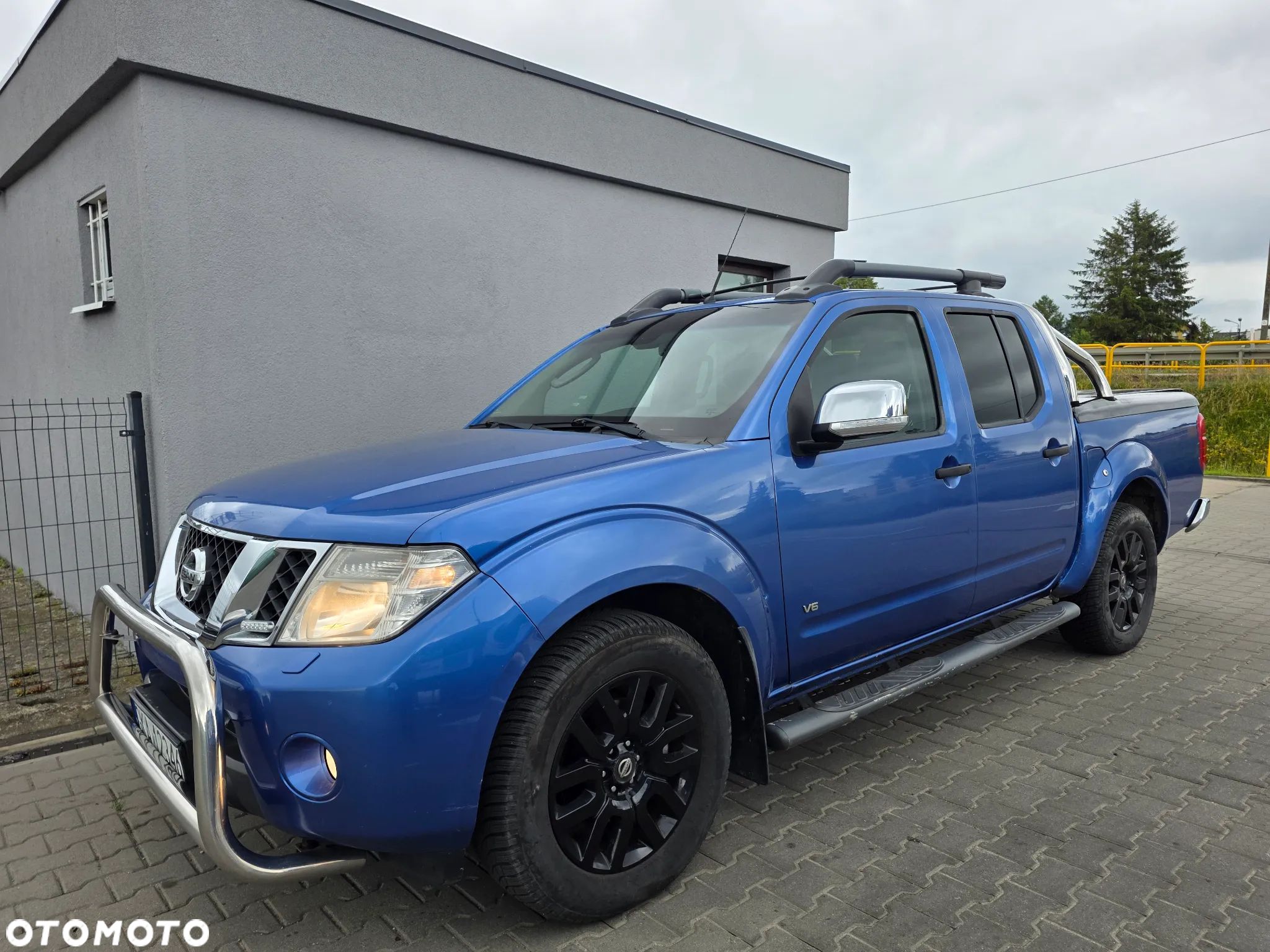 Nissan Navara 3.0 D V6 Platinum - 1