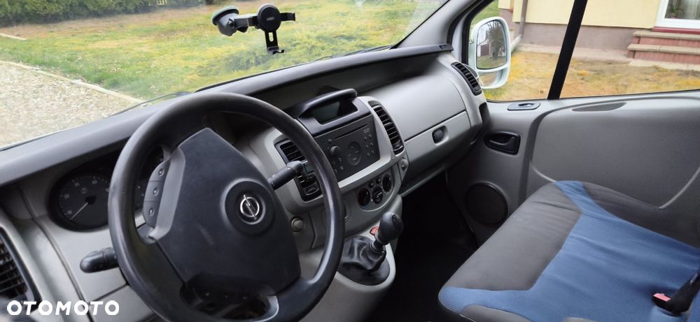 Opel VIVARO - 25