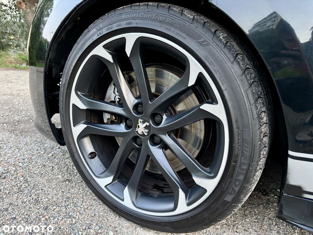 Peugeot RCZ 2.0 HDi - 12