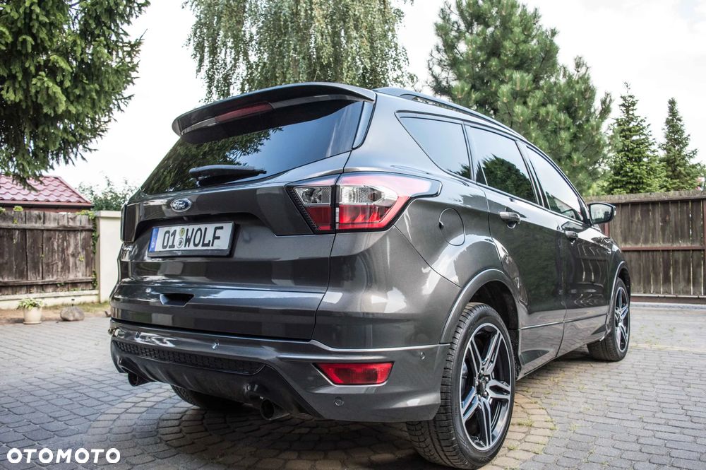 Ford Kuga 2.0 TDCi 4x2 ST-Line - 9
