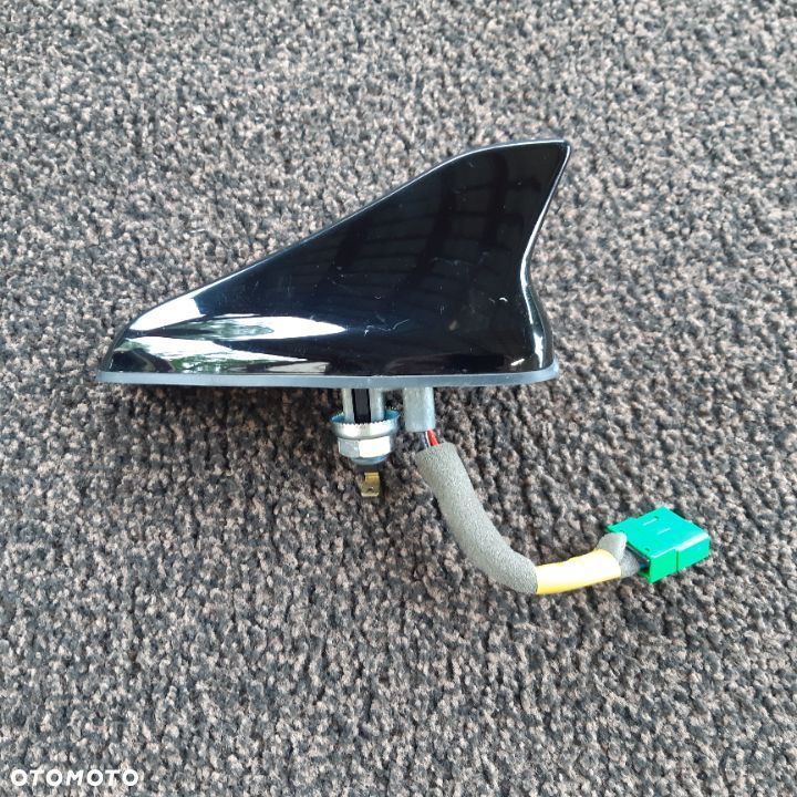Antena Płetwa Rekin Nawigacji GPS HYUNDAI I30 gen III - 1