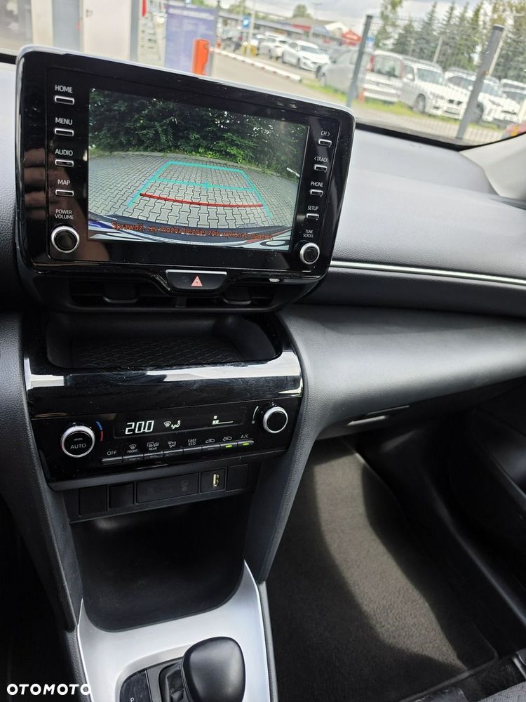 Toyota Yaris Cross Hybrid 1.5 Comfort - 20