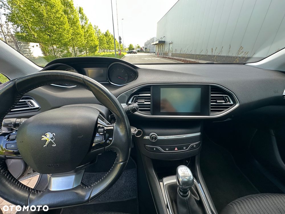 Peugeot 308 1.6 e-HDi Style STT - 10