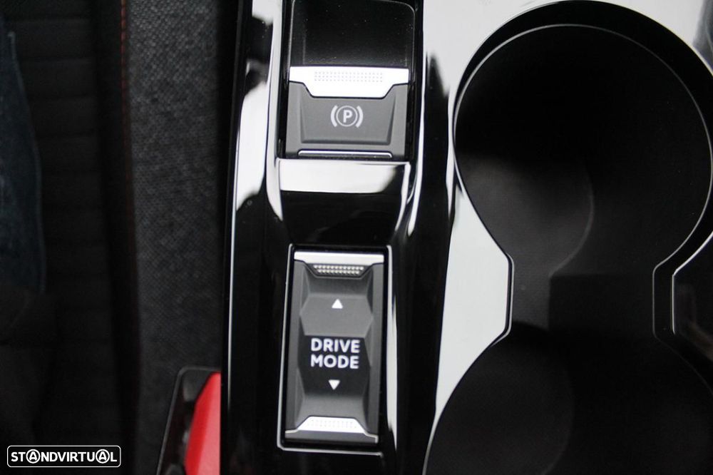 Peugeot e-208 Active Pack - 29