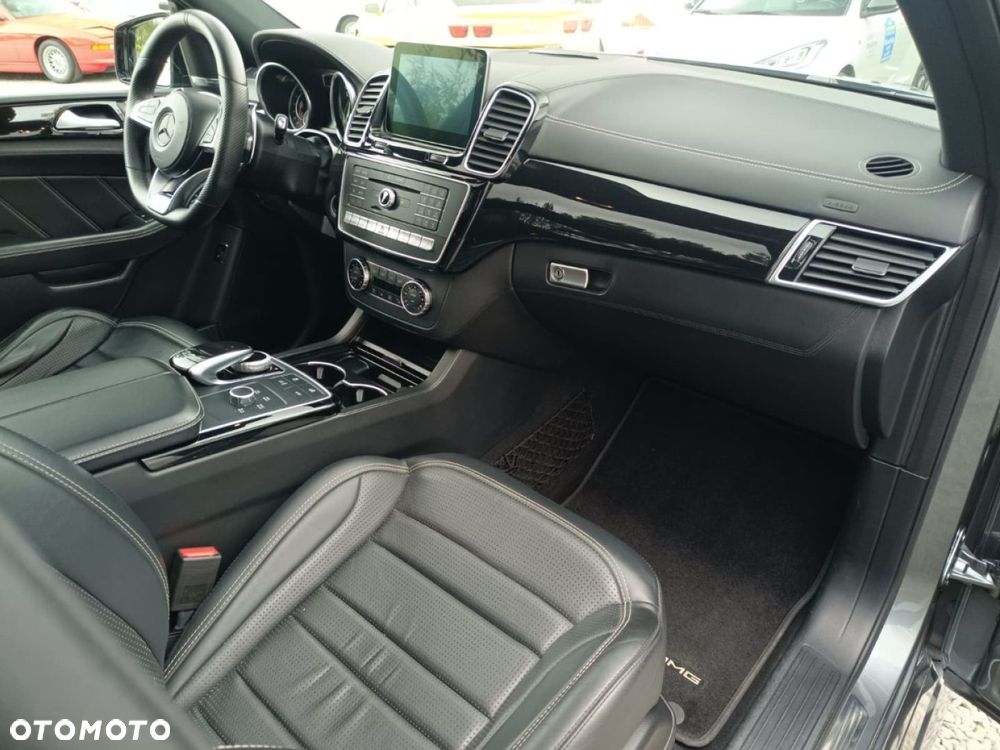 Mercedes-Benz GLE AMG 63 4Matic AMG Speedshift 7G-TRONIC - 29