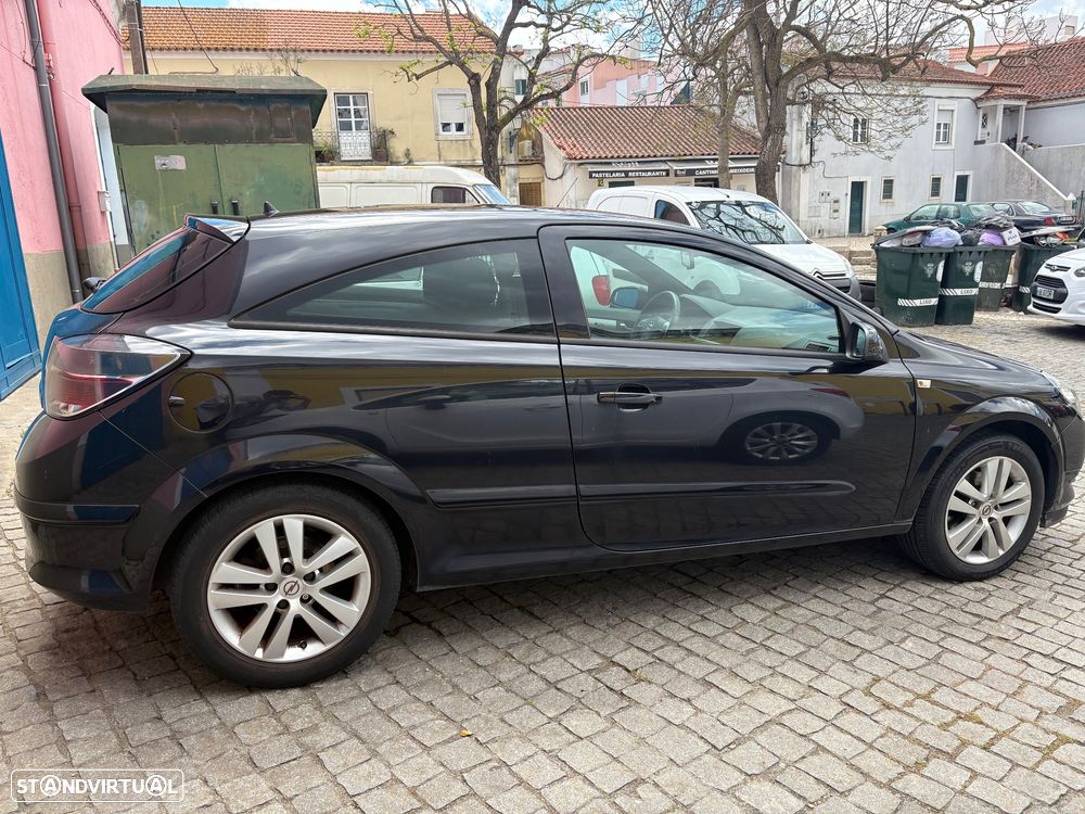 Opel Astra GTC 1.3 CDTI - 10