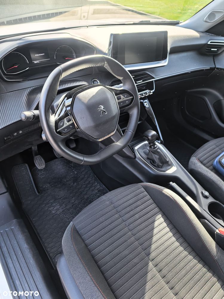 Peugeot 2008 PureTech 100 Active - 8