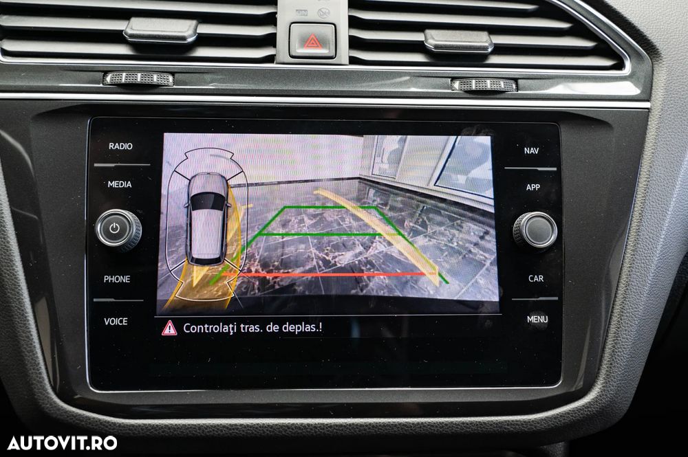 Volkswagen Tiguan 2.0 TDI SCR DSG Elegance - 18